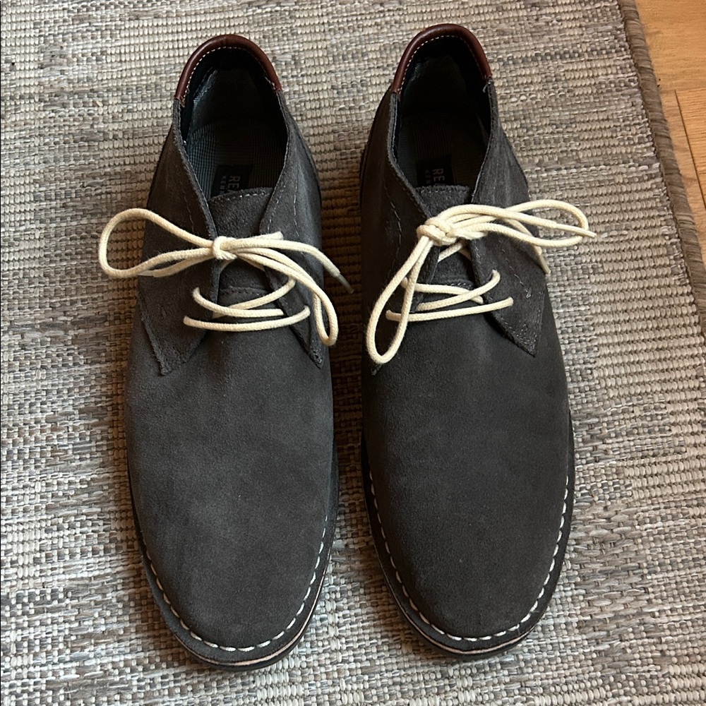 Kenneth Cole Reaction Dark Gray Chukka Boots